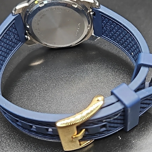 Seiko Kinetic quartz watch with navy blue rubber bracelet - Picture 4 of 4